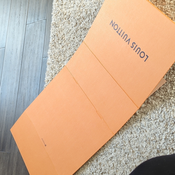 Authentic LV box - Picture 5 of 5